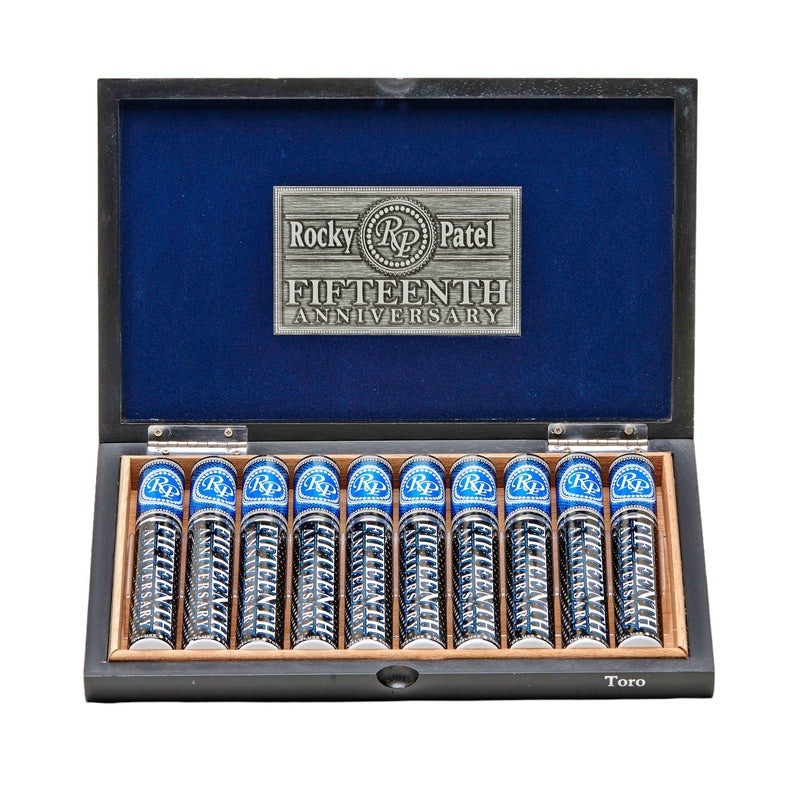 Rocky Patel The Edge 15th Anniversary Torpedo-10