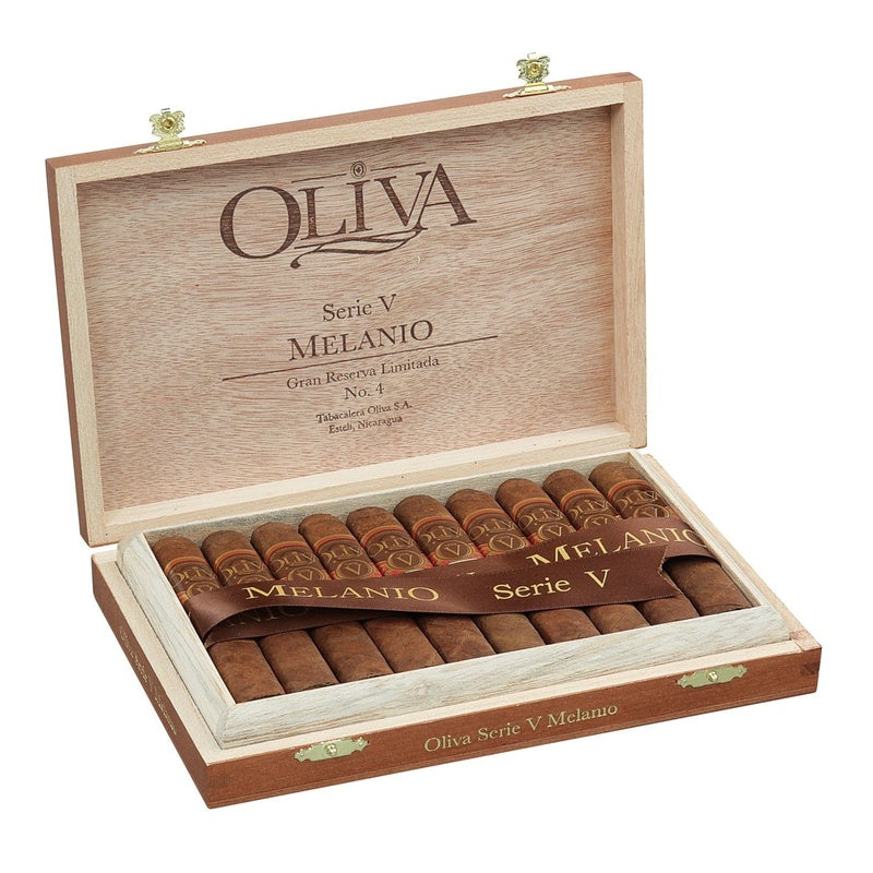 Oliva Melanio Petit Corona #4-10