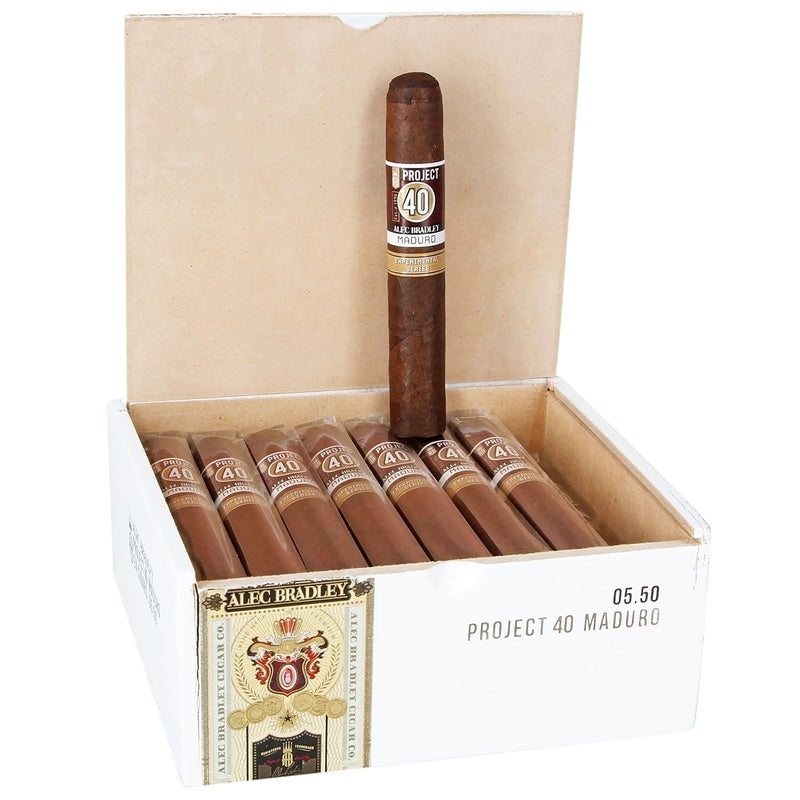 Alec Bradley Project 40 Maduro Robusto-24