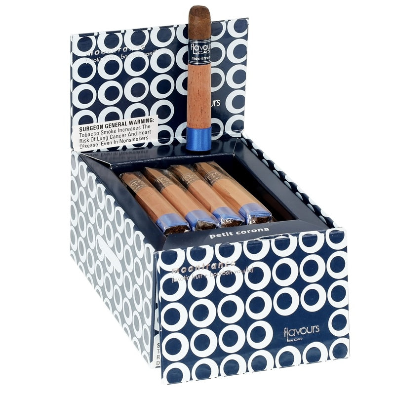 CAO Moontrance Petit Corona-25