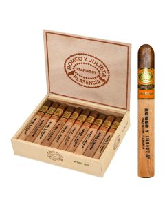 Romeo y Julieta Crafted by Plasencia Piramide